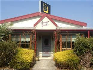 Coal Creek Motel 3*